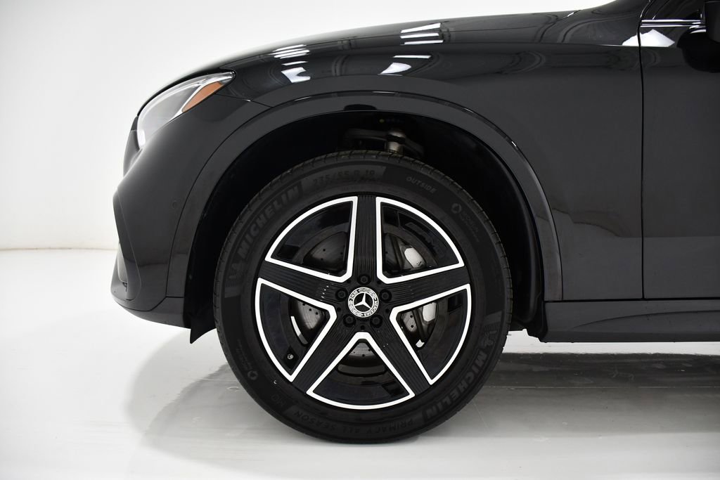 Certified 2025 Mercedes-Benz GLC 300 4MATIC image 7