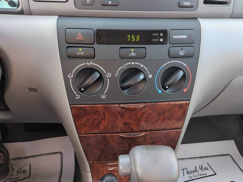 Used 2004 Toyota Corolla LE FWD image 18