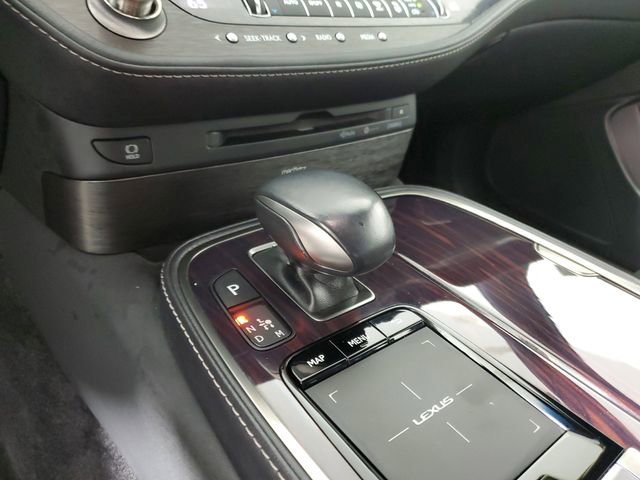 Used 2020 Lexus LS 500 w/ Interior Upgrade Package image 30