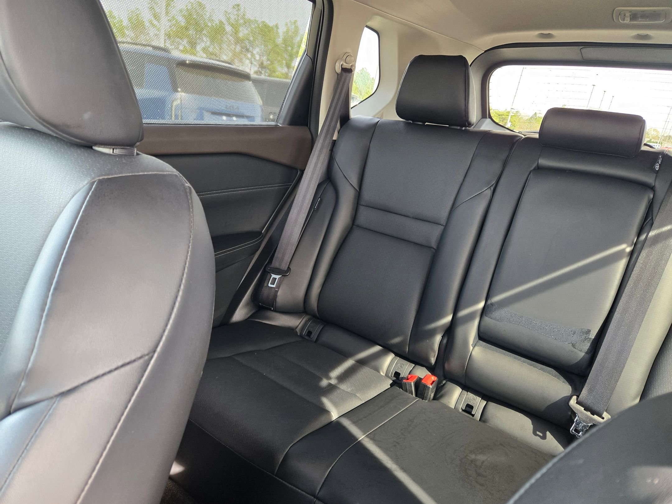 Used 2021 Nissan Rogue SV w/ Premium Package image 12