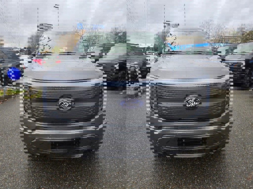 New 2025 Ford F150 Lightning Flash image 2
