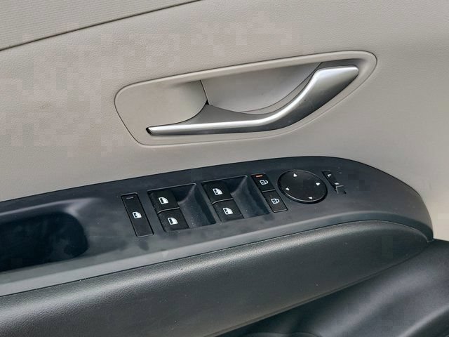Used 2025 Hyundai Tucson SEL FWD image 23