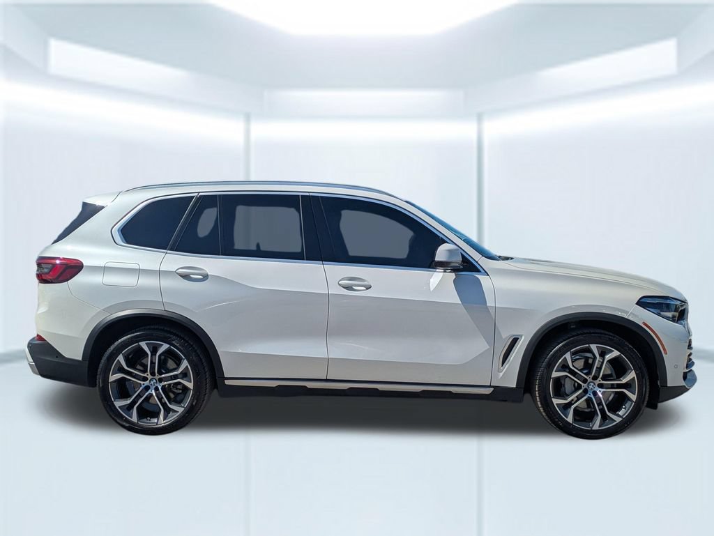 Used 2023 BMW X5 xDrive40i w/ Premium Package AWD/4WD image 6
