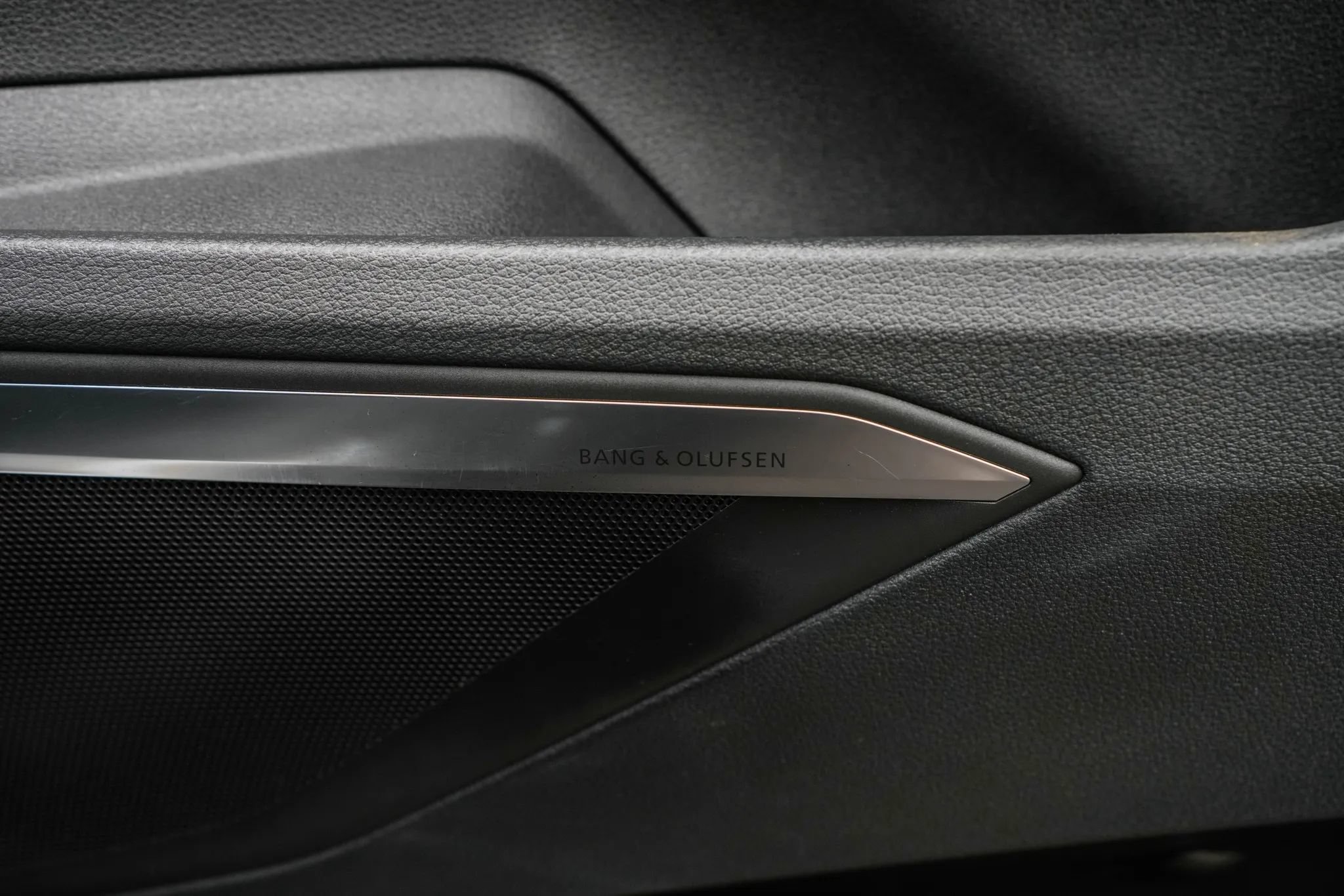 Used 2020 Audi e-tron Premium Plus AWD/4WD image 28