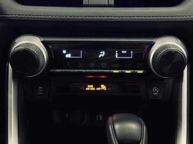 Used 2025 Toyota RAV4 LE image 28