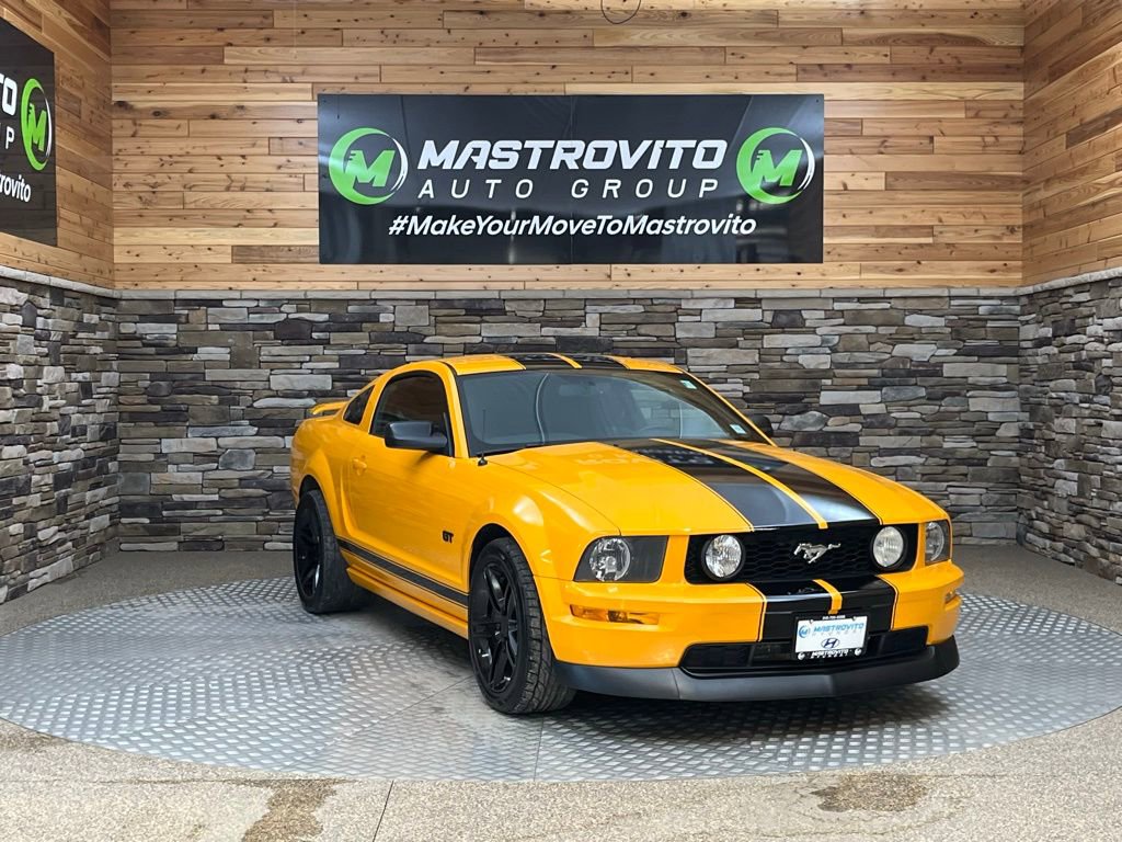 Used 2008 Ford Mustang GT Premium image 2