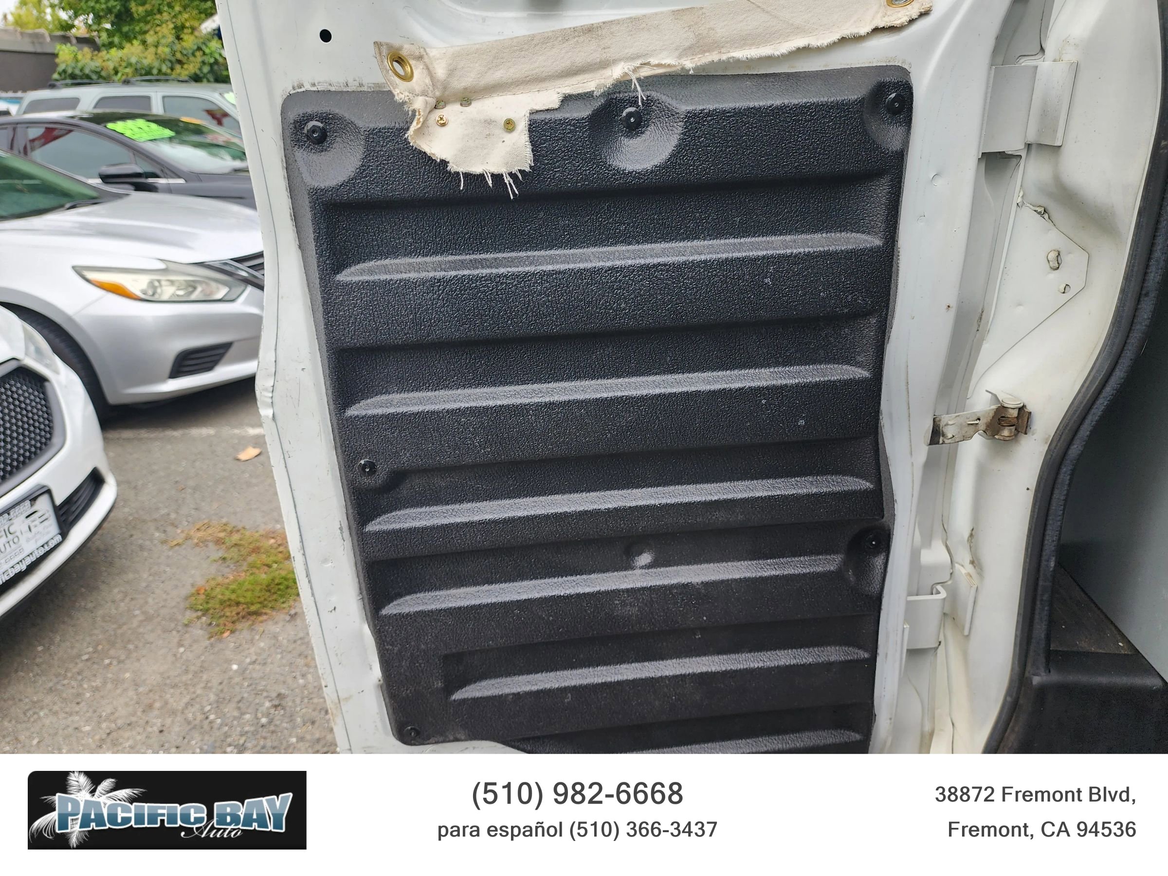 Used 2012 Chevrolet Express 2500 image 22