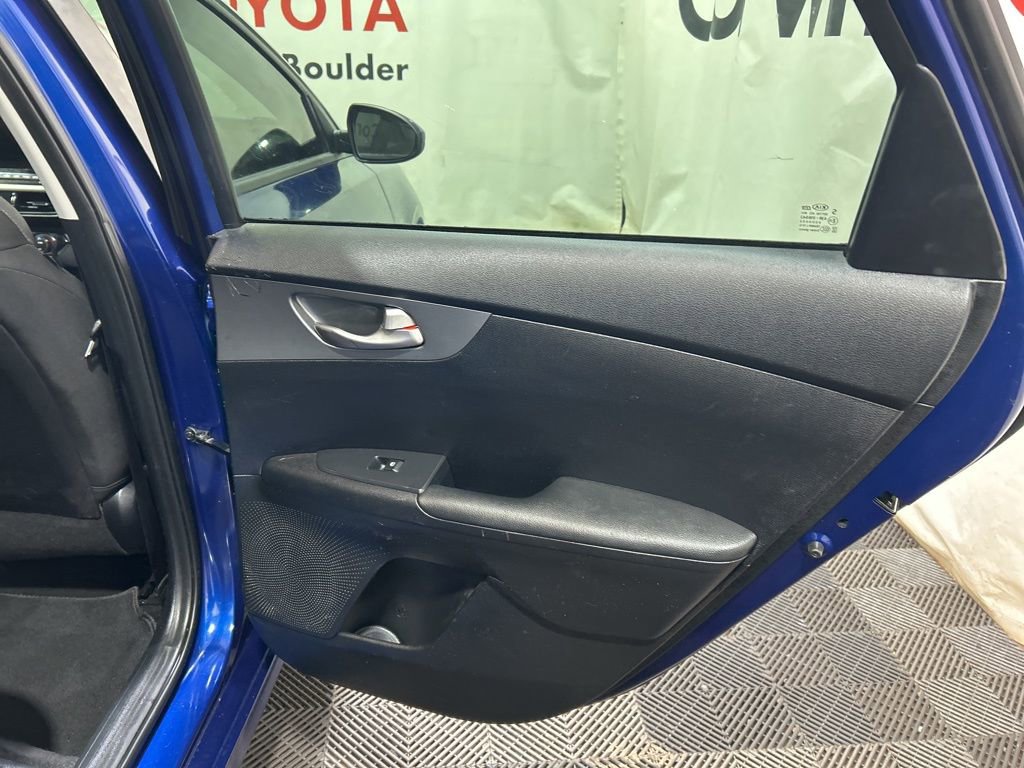 Used 2019 Kia Forte LXS image 12