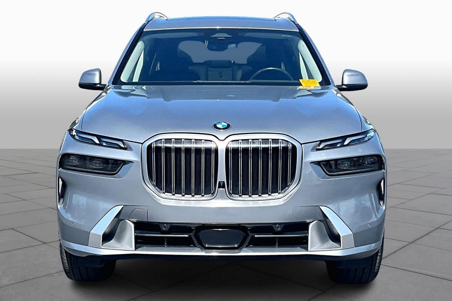 Used 2024 BMW X7 xDrive40i AWD/4WD image 4