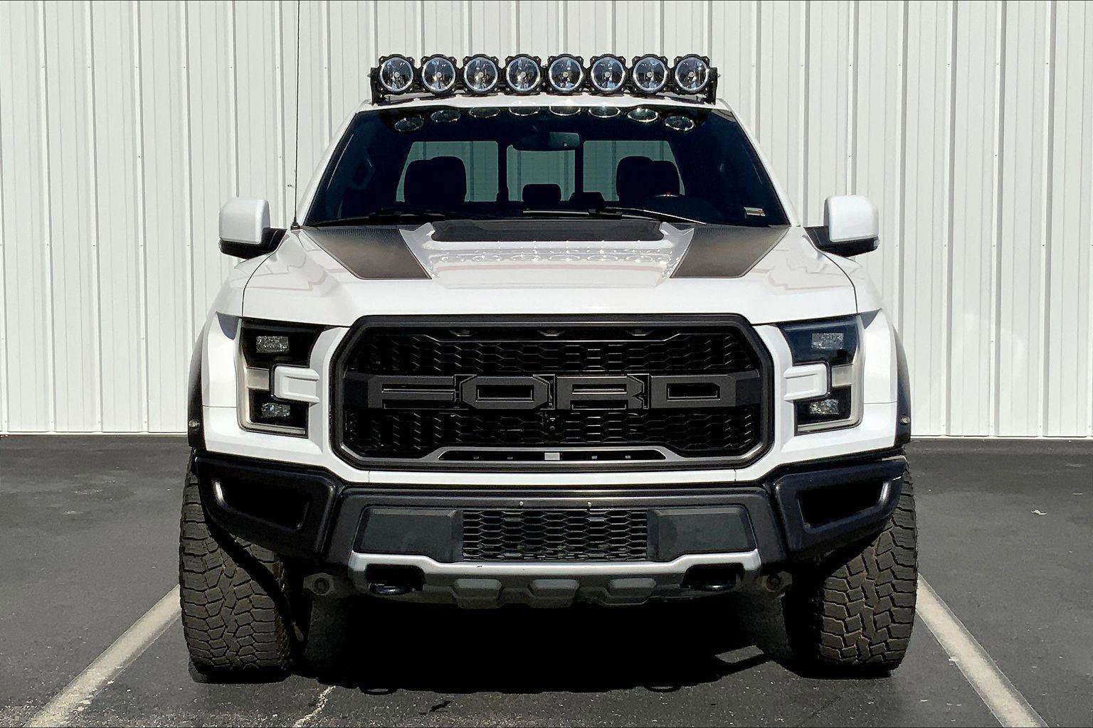 Used 2020 Ford F150 Raptor w/ Equipment Group 802A Luxury image 3