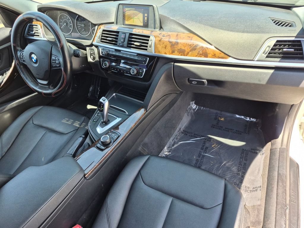 Used 2016 BMW 320i Sedan RWD image 19