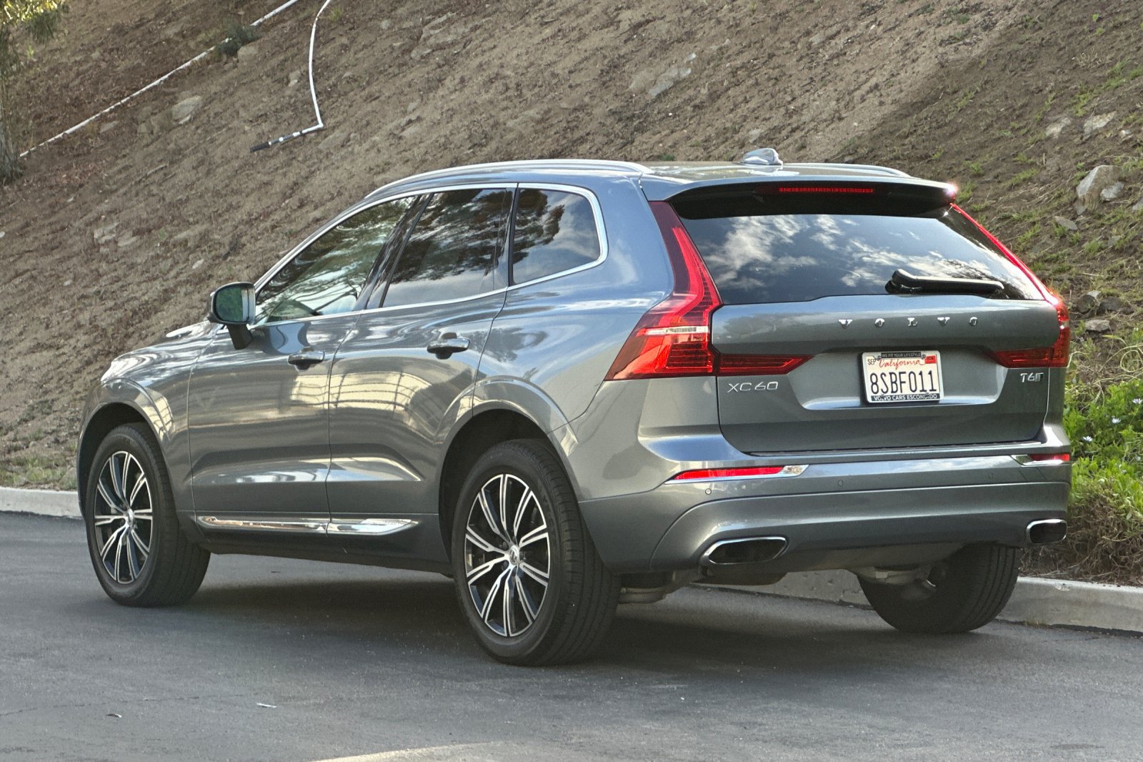 Used 2020 Volvo XC60 T6 Inscription AWD/4WD image 6