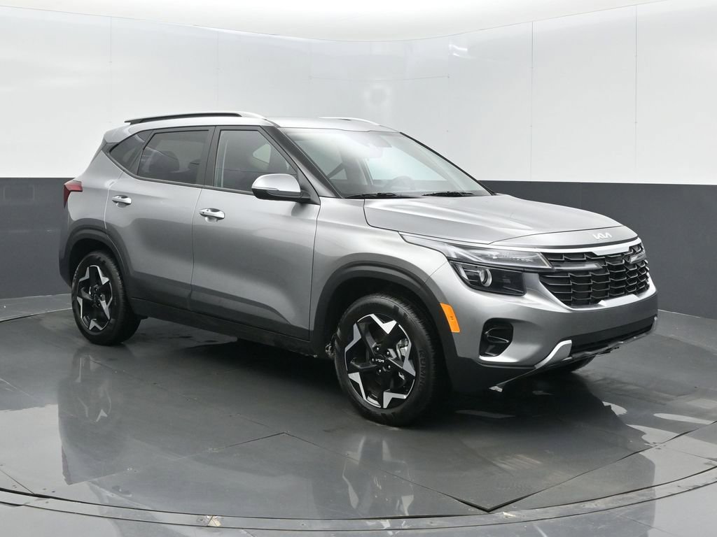 Used 2025 Kia Seltos S