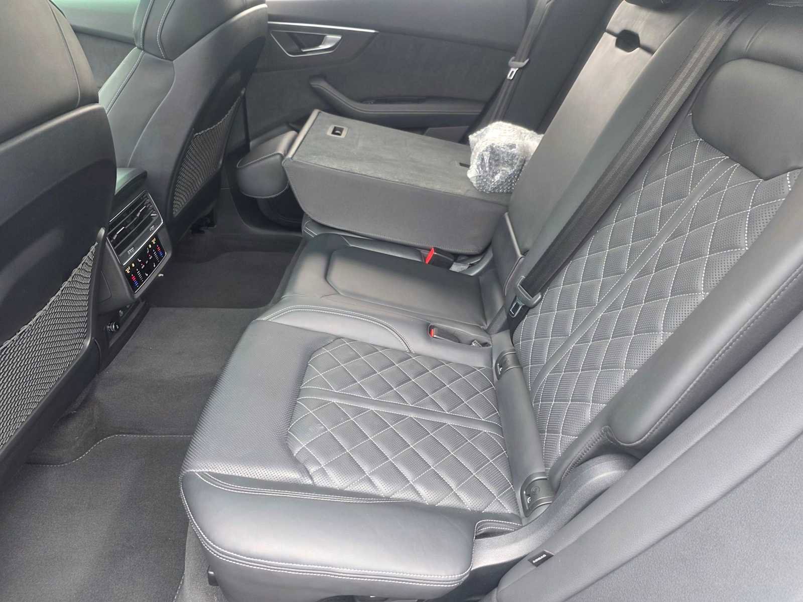 Used 2023 Audi SQ8 Premium Plus w/ Executive Package AWD/4WD image 20