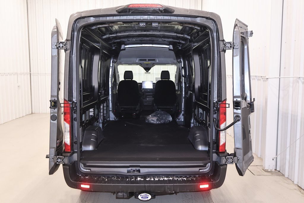 New 2026 Ford Transit 250 148 Medium Roof RWD image 26