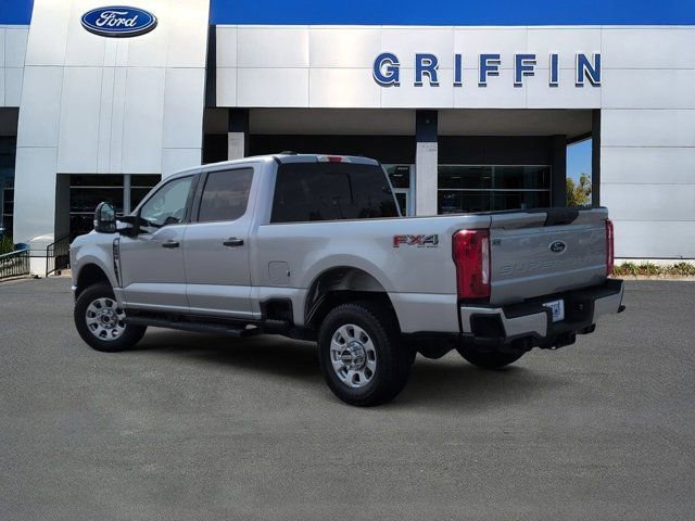 Used 2024 Ford F250 XLT w/ FX4 Off-Road Package AWD/4WD image 9
