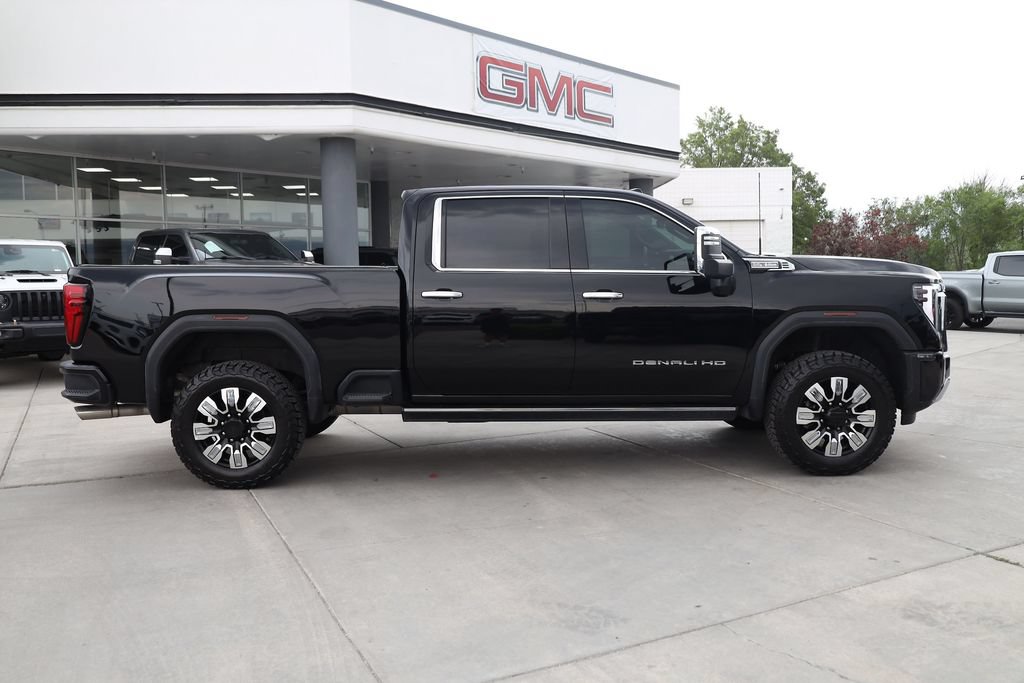 Used 2026 GMC Sierra 3500 Denali w/ Technology Package AWD/4WD image 7