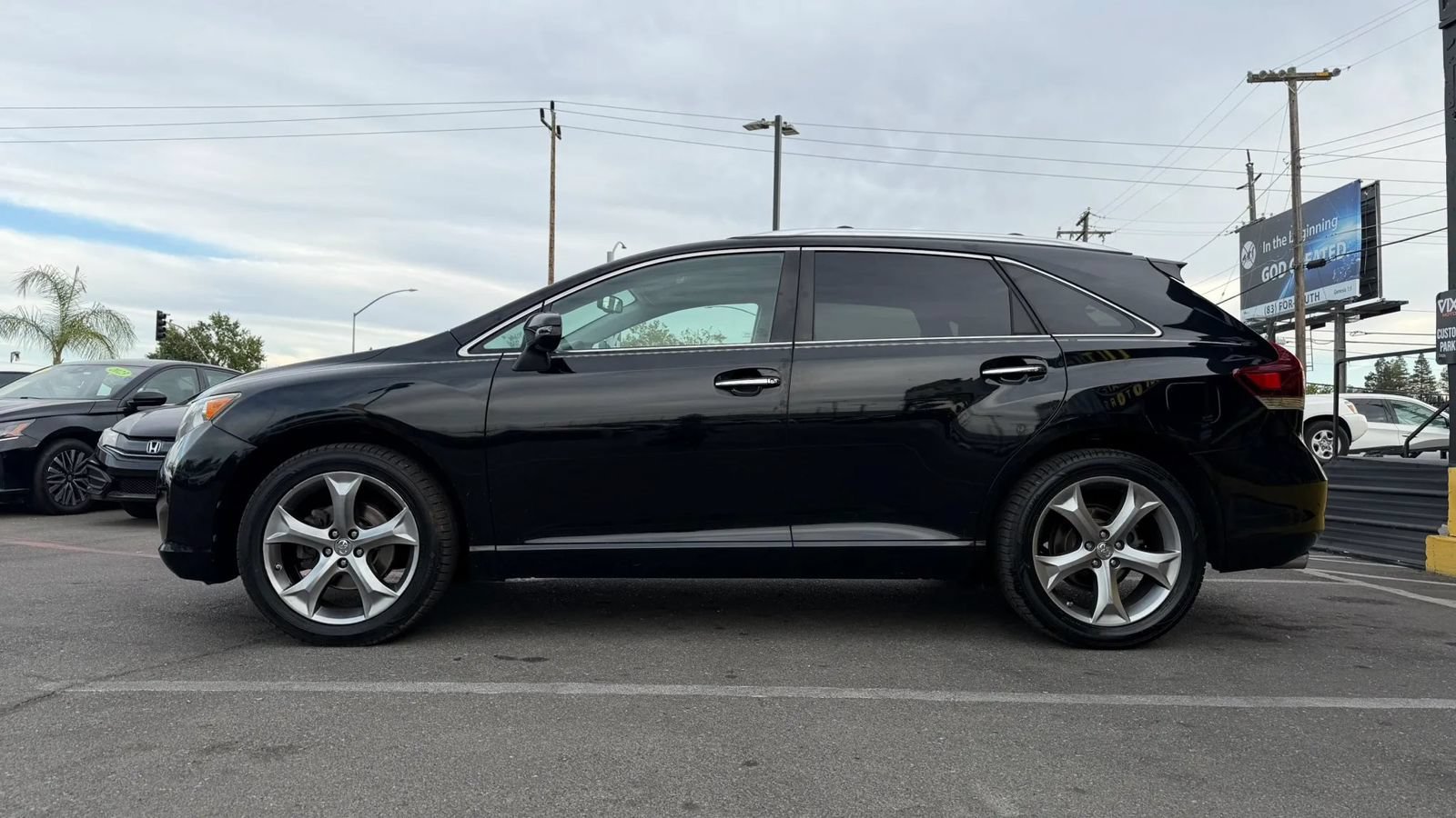 Used 2014 Toyota Venza XLE AWD/4WD image 8