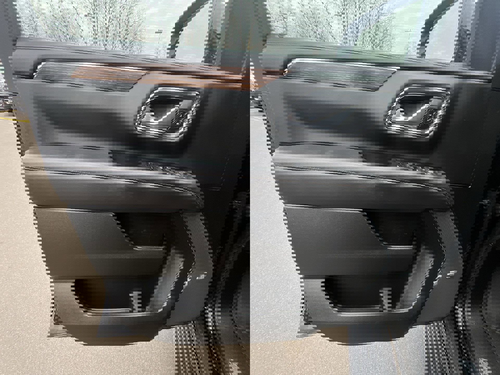 Used 2022 Chevrolet Tahoe High Country w/ Max Trailering Package image 23