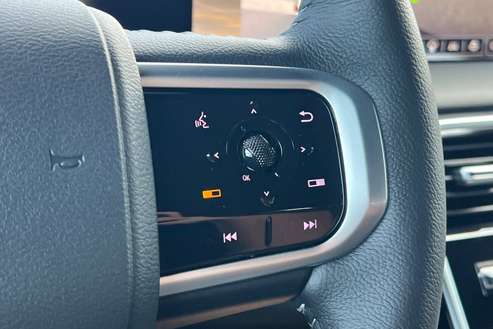 New 2026 Nissan Armada Platinum image 30