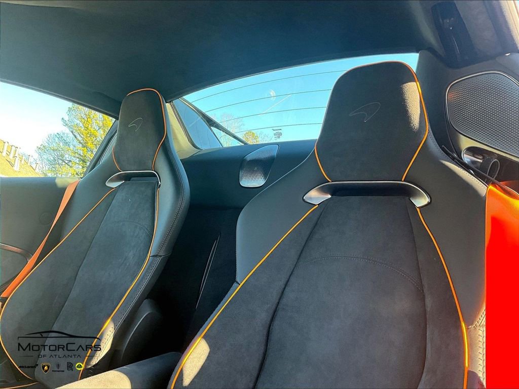 New 2025 McLaren Artura image 9