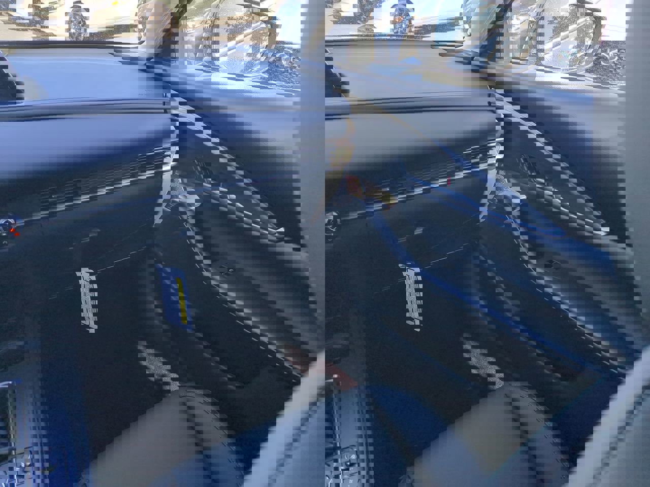 New 2026 MAZDA CX-30 AWD 2.5 S w/ Select Sport Pkg image 17