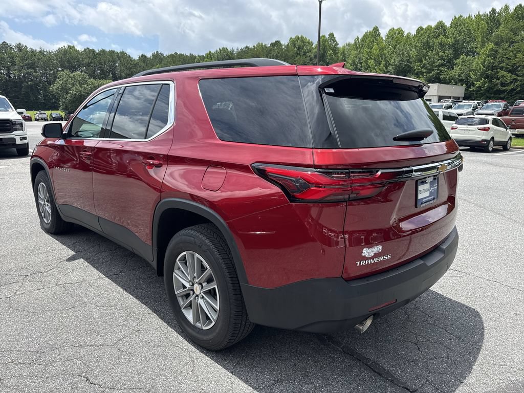 Used 2023 Chevrolet Traverse LT FWD image 5