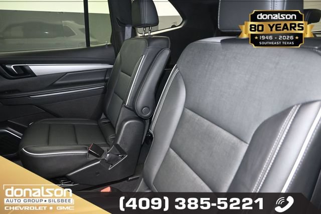 Used 2025 Buick Enclave Preferred FWD image 11