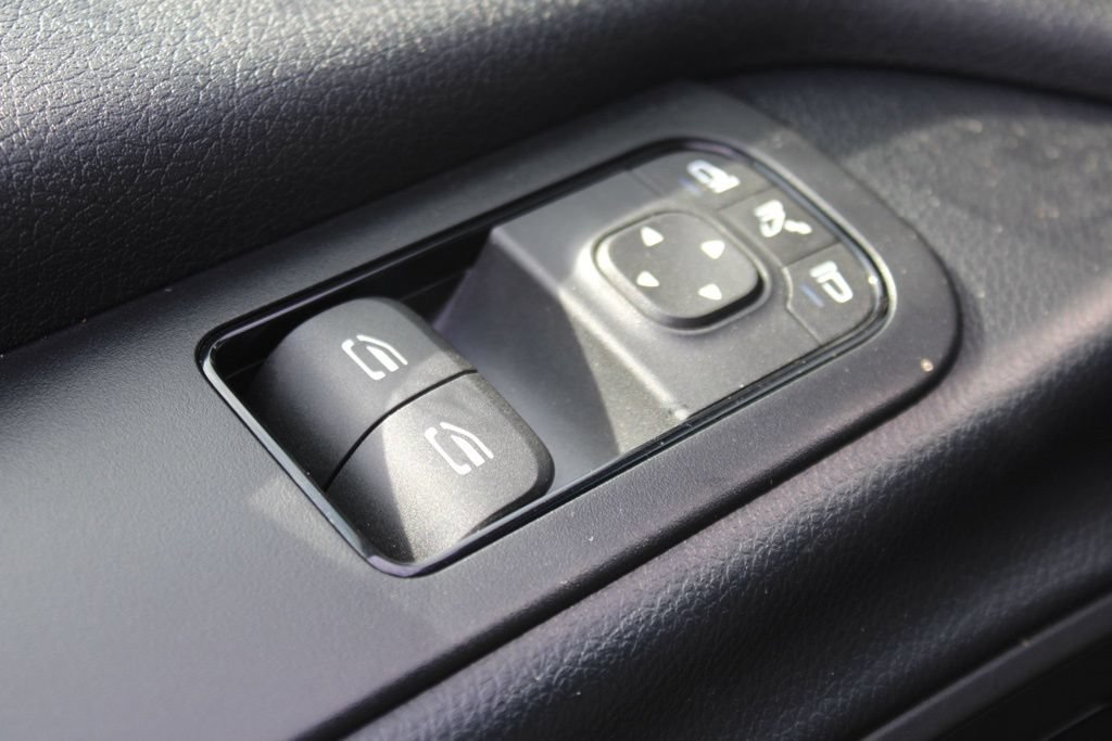Used 2024 Mercedes-Benz Sprinter 2500 image 17