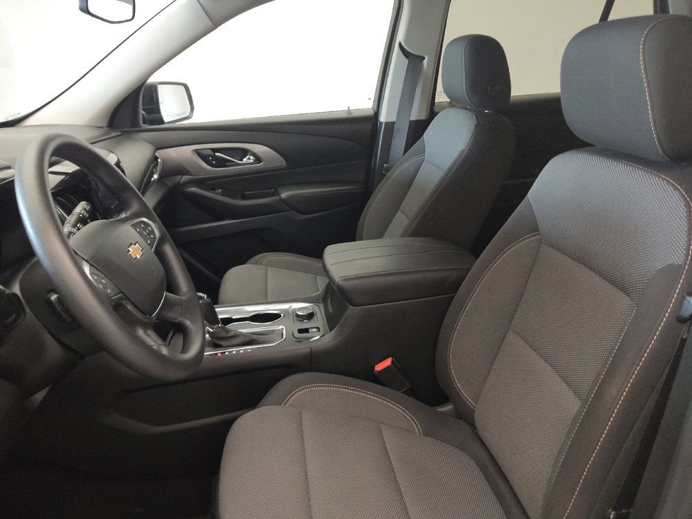 Used 2020 Chevrolet Traverse LS FWD image 17