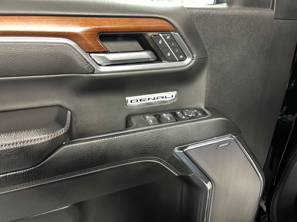 Used 2023 GMC Sierra 1500 Denali w/ Denali Reserve Package AWD/4WD image 14