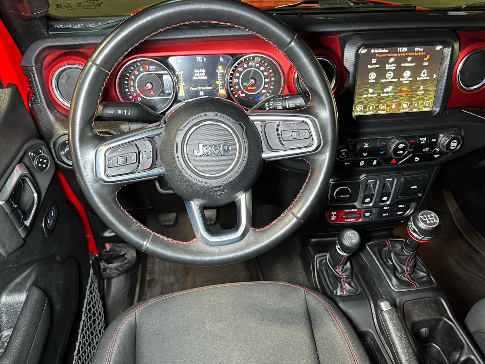 Used 2018 Jeep Wrangler Rubicon AWD/4WD image 36