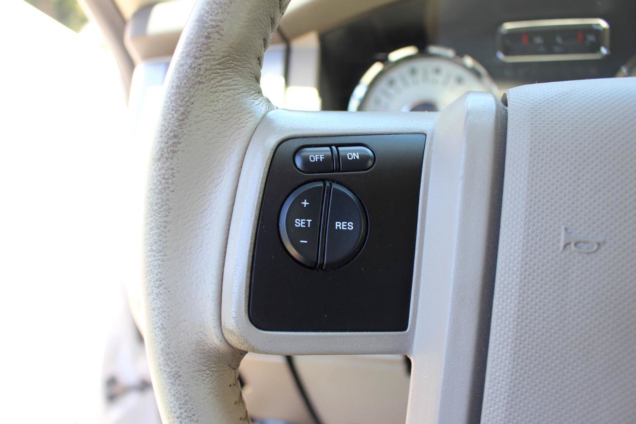 Used 2014 Ford Expedition Limited w/ Equipment Group 301A AWD/4WD image 19