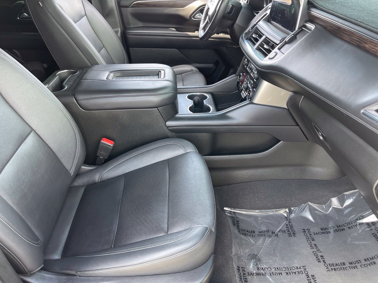 Used 2022 Chevrolet Tahoe Z71 w/ Luxury Package AWD/4WD image 14