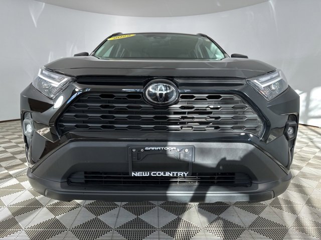 Used 2022 Toyota RAV4 XLE Premium image 2