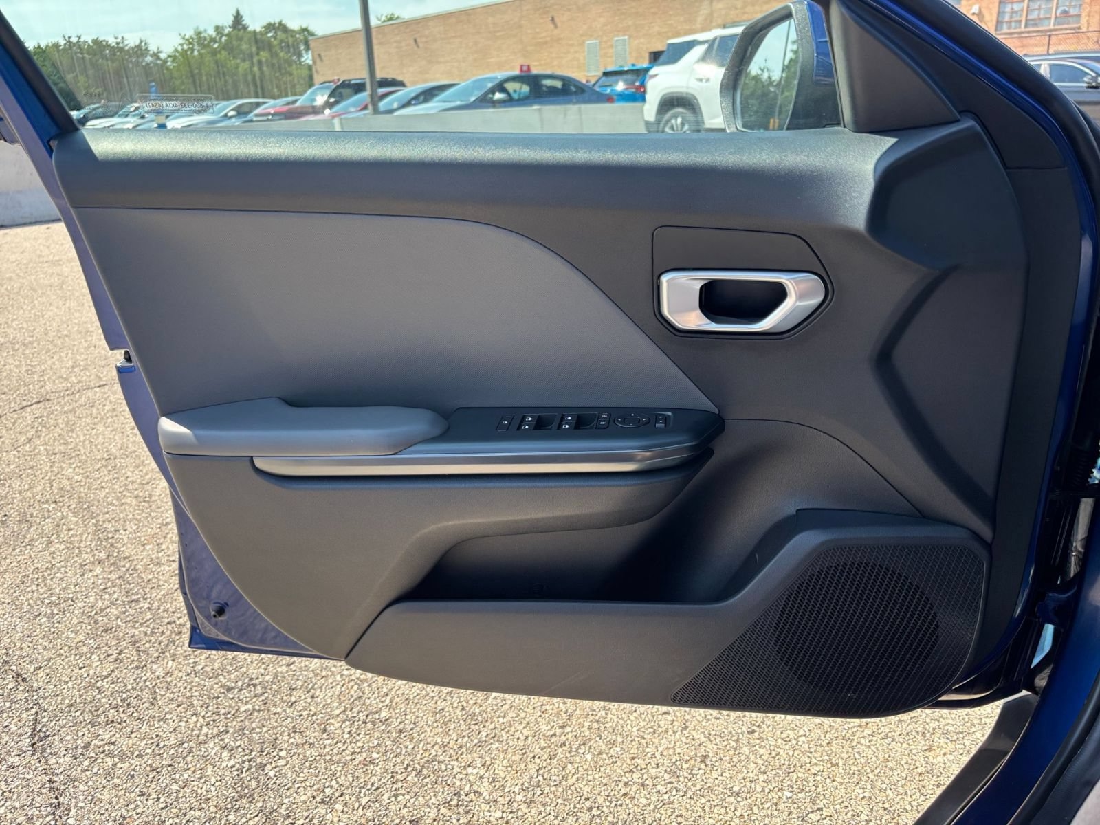 Used 2025 Kia K4 FWD image 18