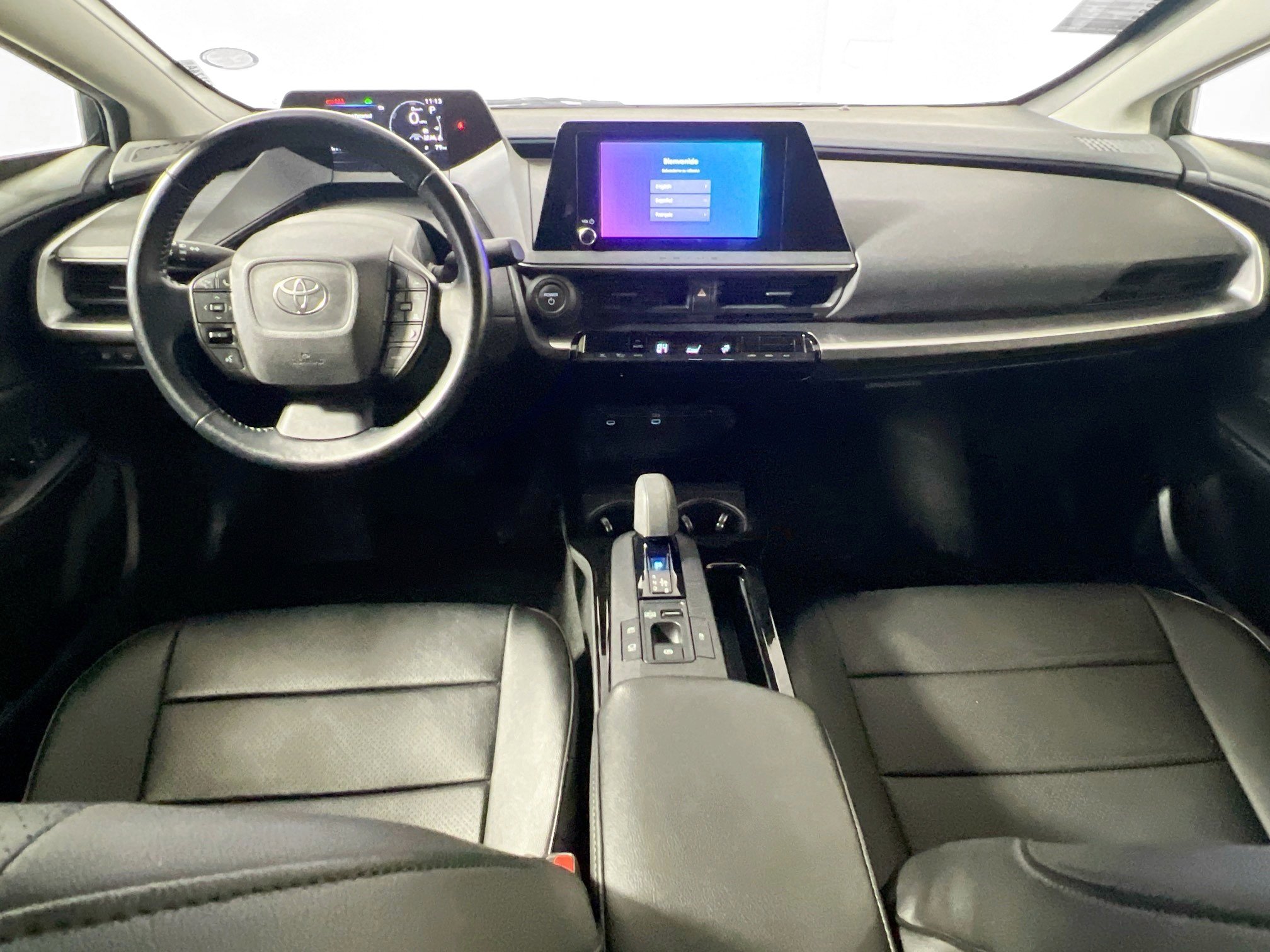 Used 2023 Toyota Prius LE image 30