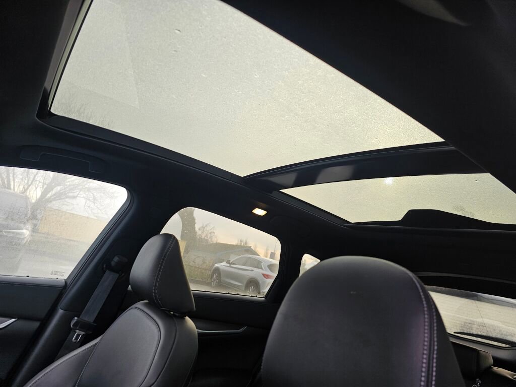 Used 2022 INFINITI QX50 Luxe w/ Appearance Package image 26