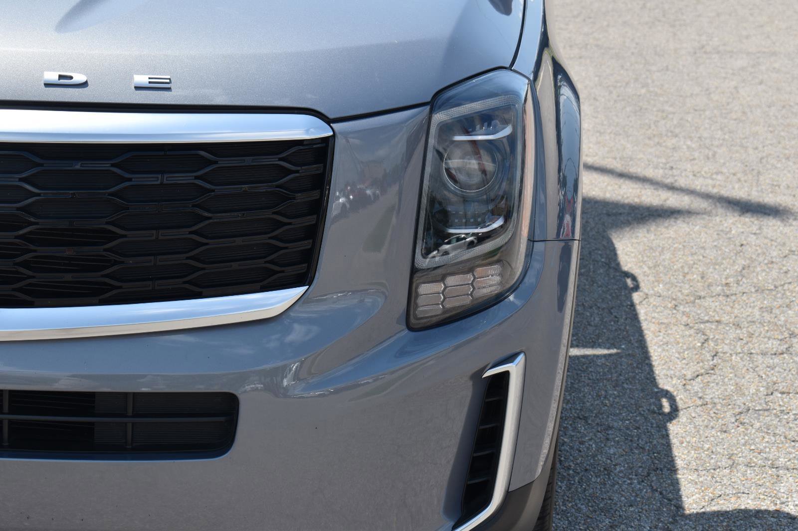 Used 2022 Kia Telluride S FWD image 19