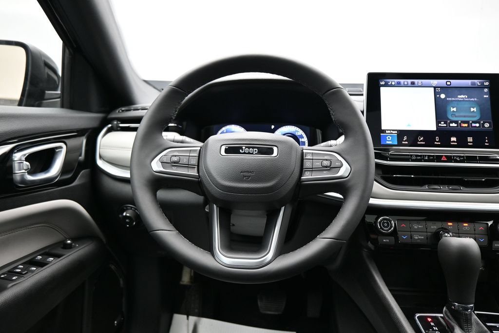 New 2027 Jeep Compass Limited AWD/4WD image 17