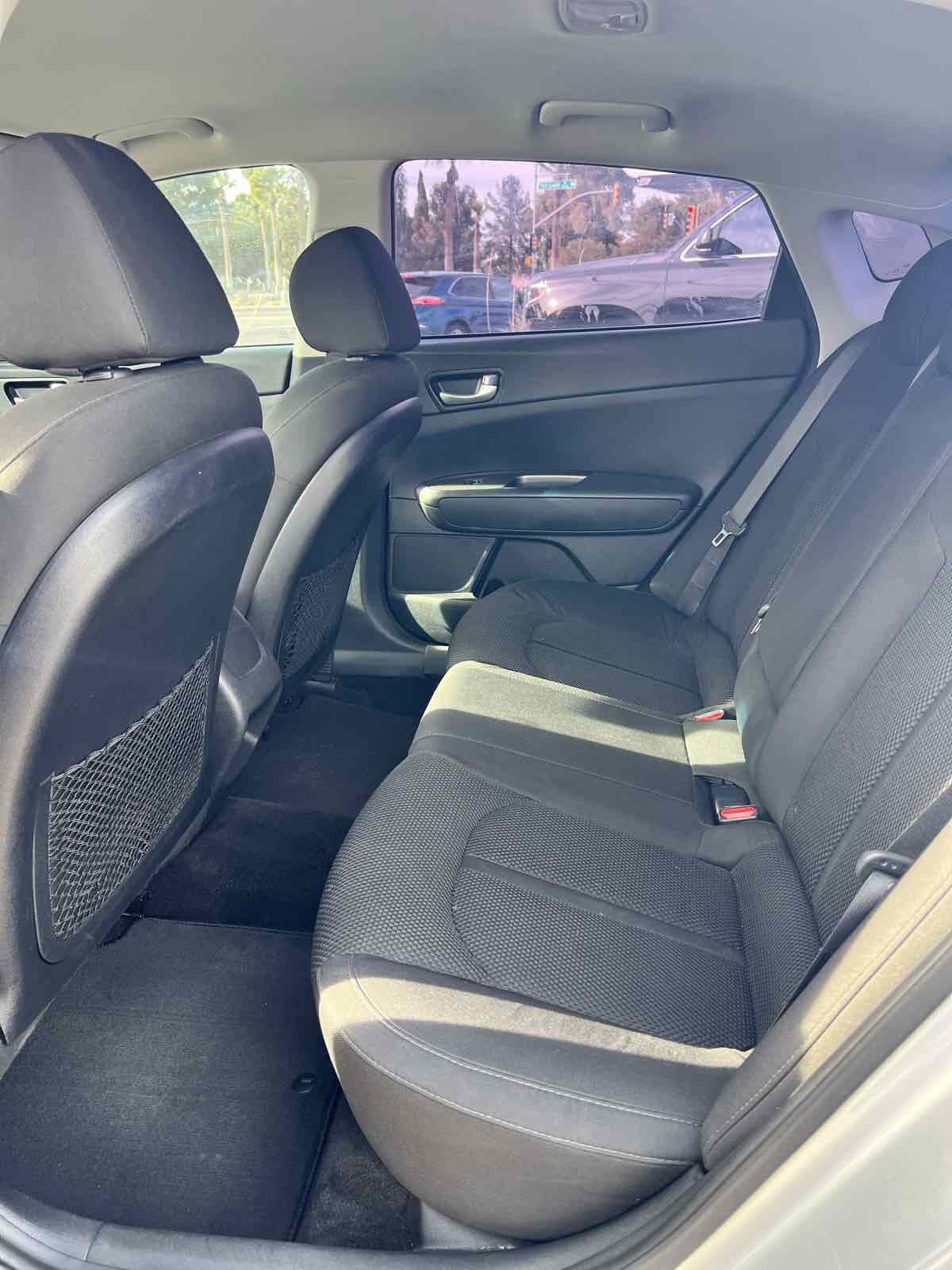 Used 2020 Kia Optima LX image 19