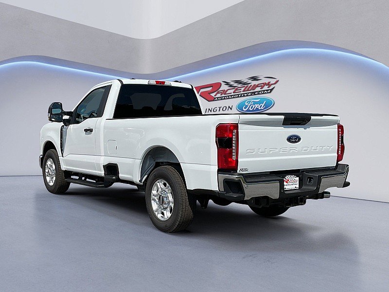 New 2026 Ford F250 XLT image 3