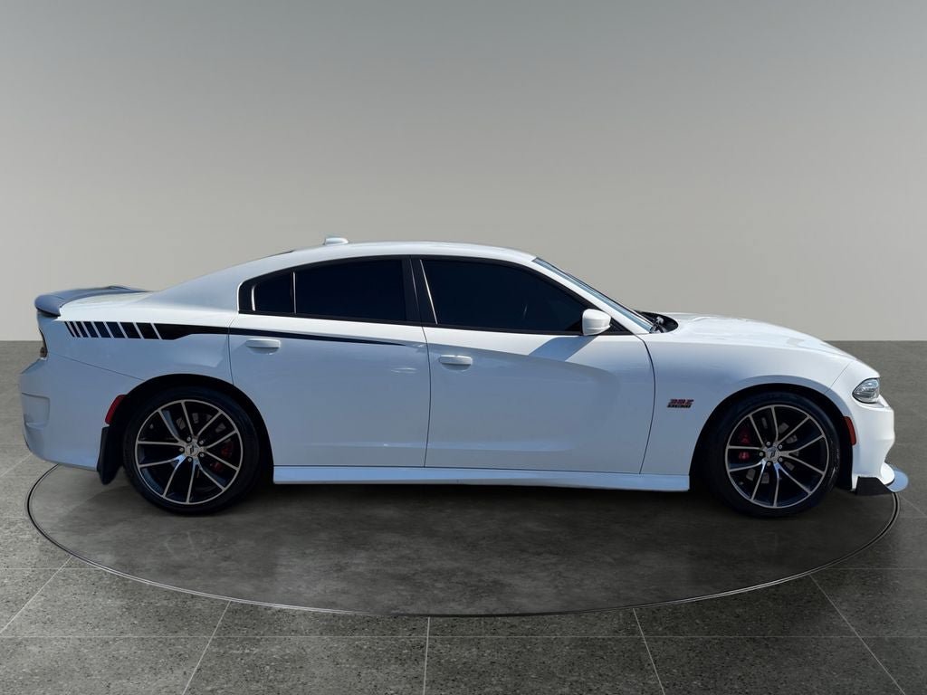 Used 2018 Dodge Charger R/T Scat Pack RWD image 10