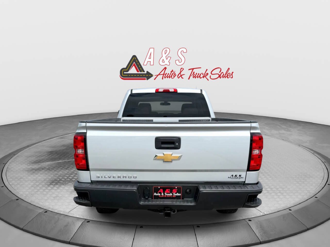 Used 2018 Chevrolet Silverado 1500 W/T w/ Trailering Package AWD/4WD image 5