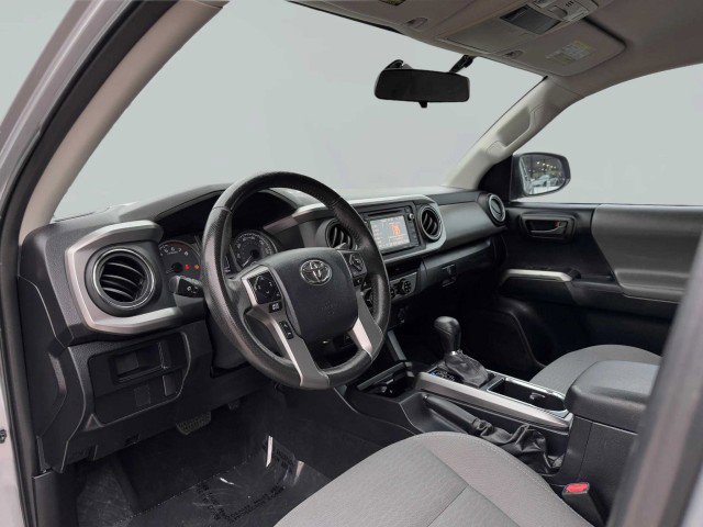 Used 2017 Toyota Tacoma SR5 image 23