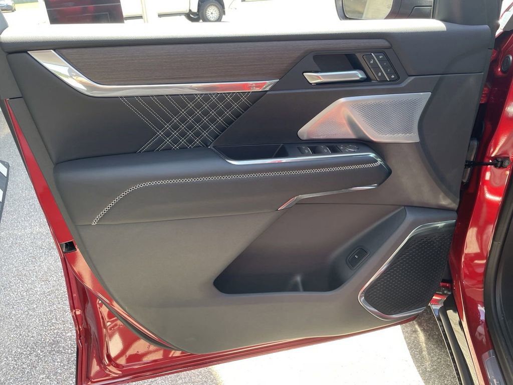 New 2024 GMC Acadia Denali w/ Super Cruise Package image 12