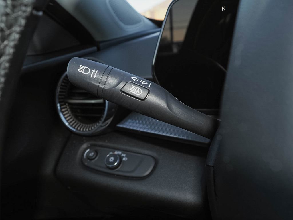 Certified 2024 Chevrolet Trax ACTIV w/ Sunroof Package image 29