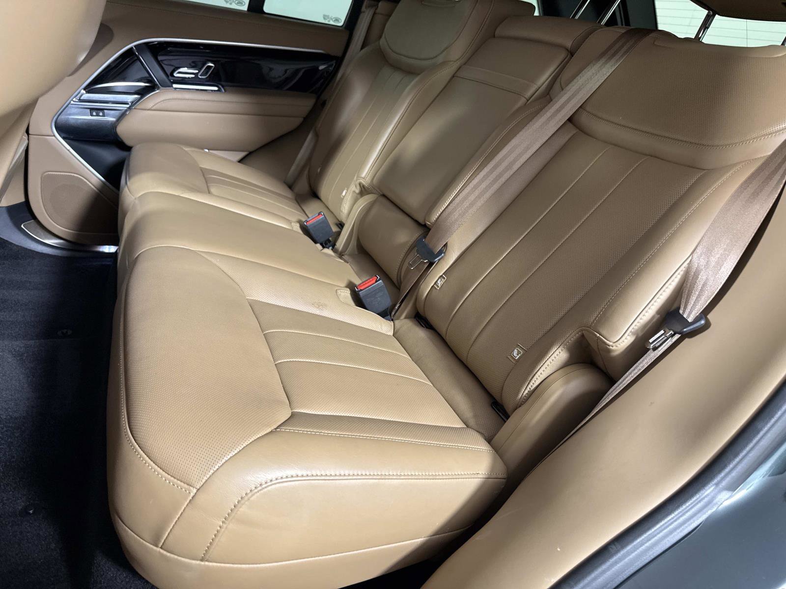 Used 2023 Land Rover Range Rover SE AWD/4WD image 13