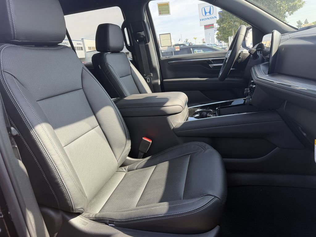 New 2026 Chevrolet Tahoe LS RWD image 16