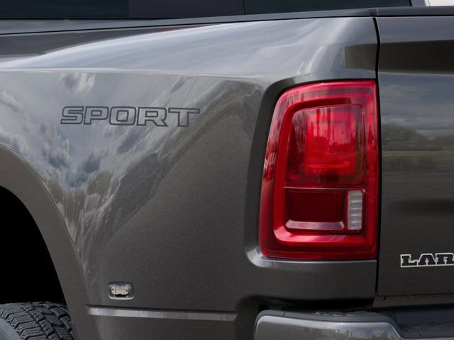 New 2026 RAM 3500 Laramie w/ Sport Appearance Package AWD/4WD image 9